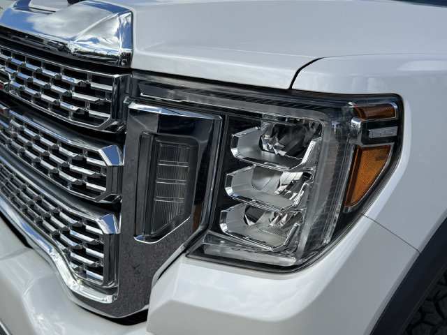 Used 2019 Ford F350 Platinum w/ Platinum Ultimate Package AWD/4WD image 18