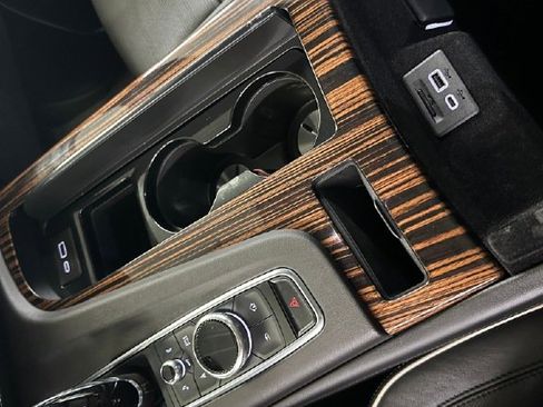 Certified 2024 Cadillac Escalade Premium Luxury image 21