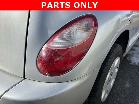 Used 2006 Chrysler PT Cruiser image 28