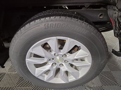 Used 2019 Chevrolet Silverado 1500 Custom w/ Custom Convenience Package image 11