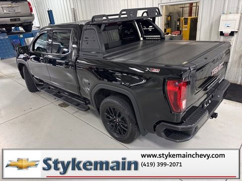 Used 2022 GMC Sierra 1500 Elevation w/ Elevation Premium Package image 4
