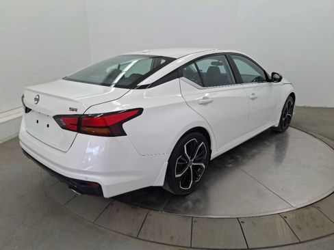 Used 2024 Nissan Altima 2.5 SR image 7