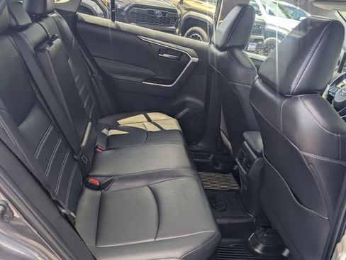 Used 2022 Toyota RAV4 XLE Premium AWD/4WD image 18