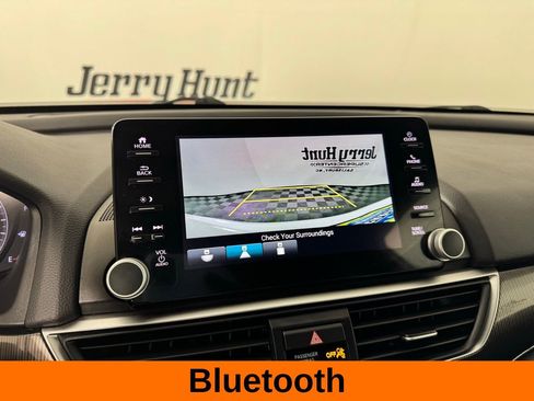 Used 2022 Honda Accord Sport image 3