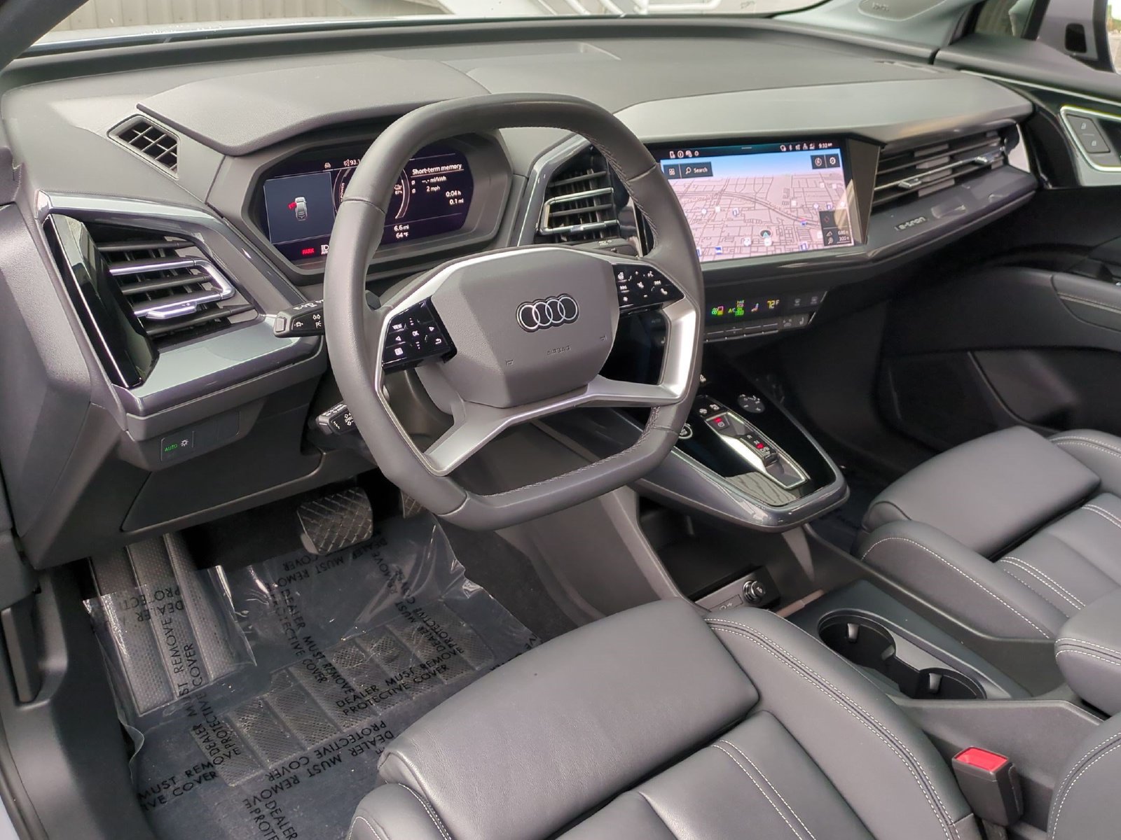 Used 2023 Audi Q4 e-tron Premium Plus w/ Premium Plus AWD/4WD image 15