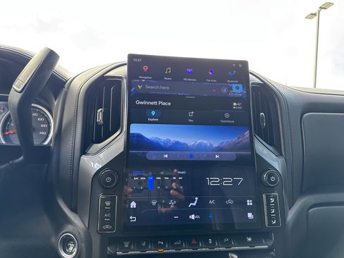 Used 2022 Chevrolet Silverado 3500 High Country w/ LPO, Hitch Package image 22