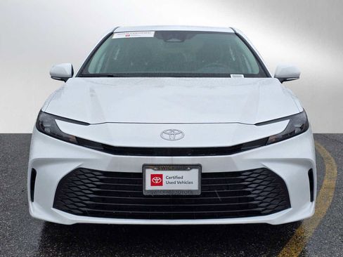 Used 2026 Toyota Camry LE w/ Convenience Package image 2