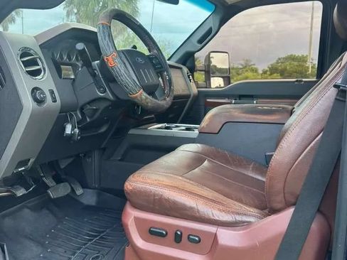 Used 2012 Ford F250 King Ranch w/ King Ranch w/Chrome Pkg AWD/4WD image 7