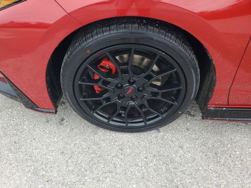 Used 2020 Toyota Avalon TRD image 18