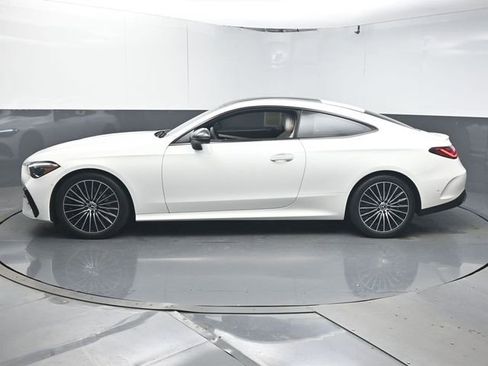 Used 2024 Mercedes-Benz CLE 300 4MATIC Coupe image 6