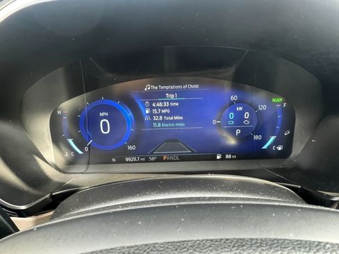 Used 2020 Ford Escape Titanium w/ Titanium Premium Package 2.0 AWD/4WD image 11
