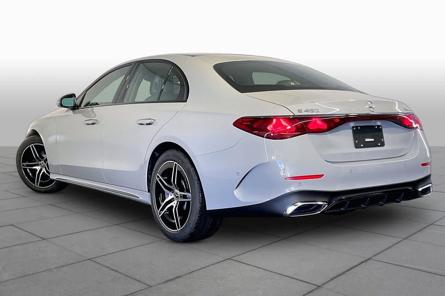 New 2027 Mercedes-Benz E 450 4MATIC Sedan image 3