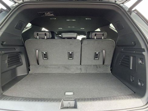 New 2026 Chevrolet Traverse LT FWD image 13