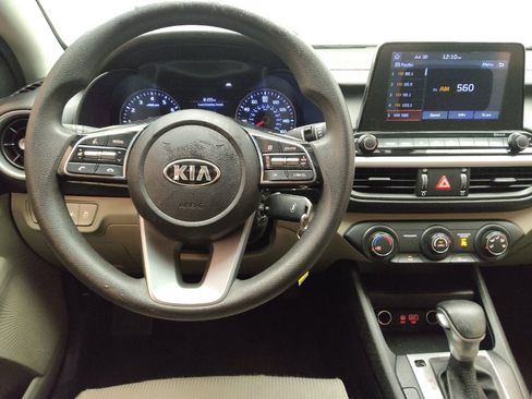 Used 2020 Kia Forte LXS FWD image 22