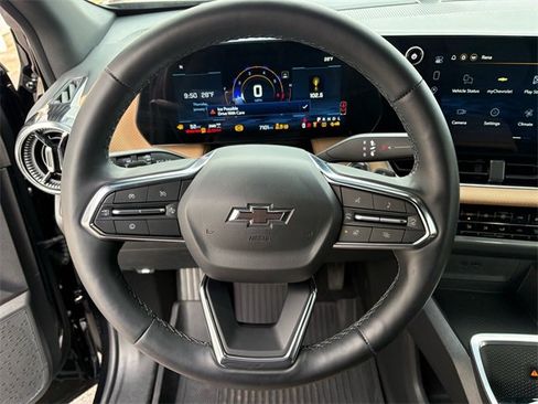 Used 2026 Chevrolet Equinox ACTIV w/ Safety and Technology Package image 9