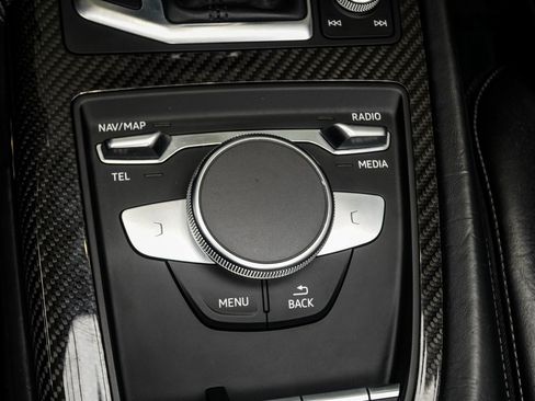 Used 2017 Audi R8 V10 w/ Carbon Exterior Package image 30