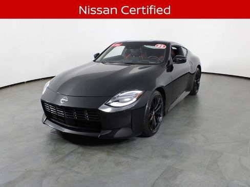 Certified 2025 Nissan Z Performance w/ Floor Mat Package RWD image 2