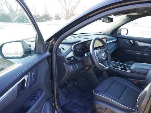 Certified 2025 Buick Enclave Preferred image 14