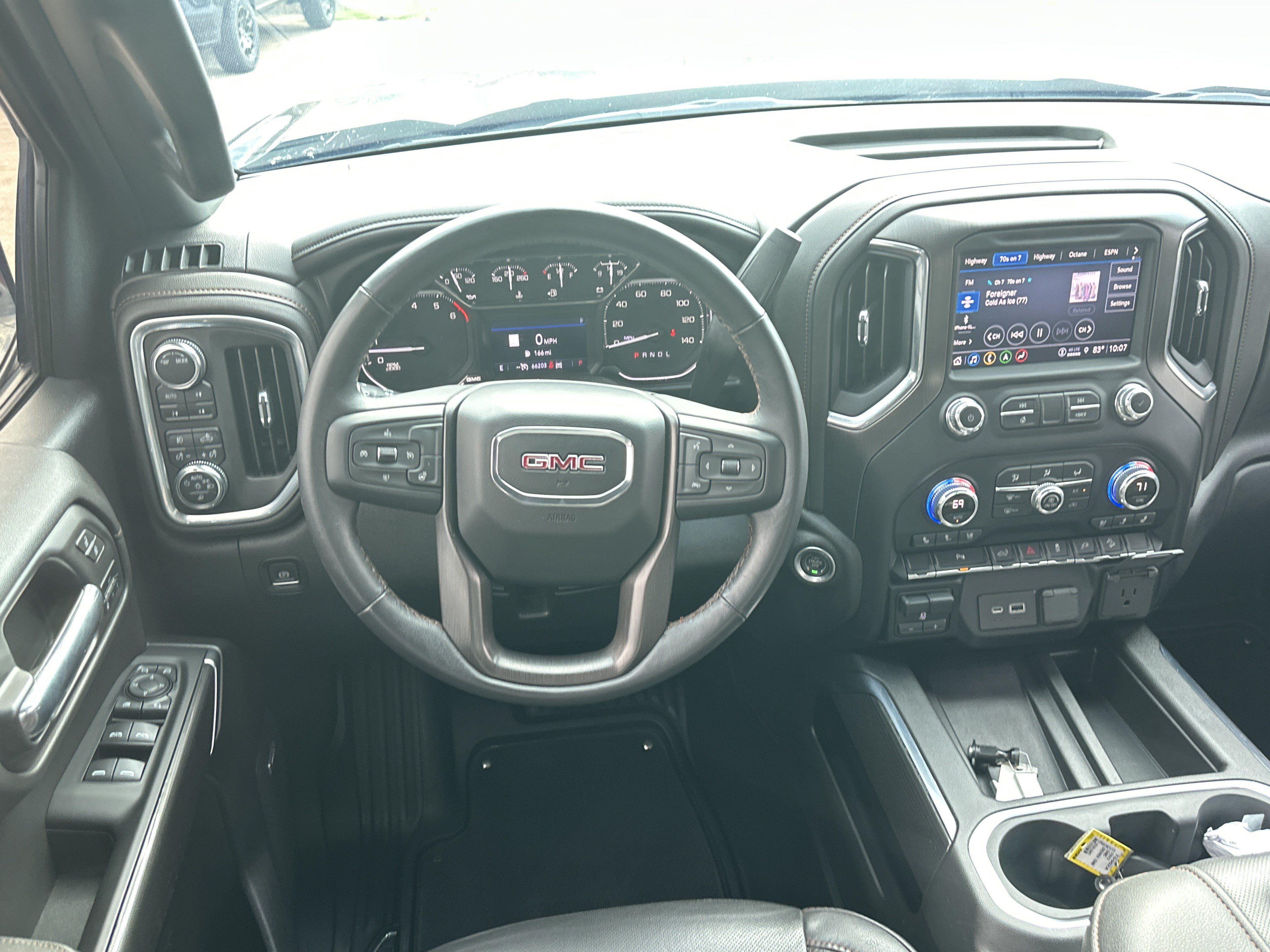 Certified 2022 GMC Sierra 1500 AT4 w/ AT4 Premium Package AWD/4WD image 23
