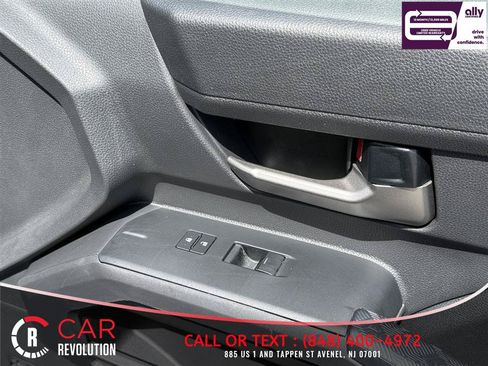 Used 2024 Toyota Tacoma TRD Off-Road AWD/4WD image 35
