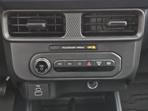 New 2026 Ford Maverick XL image 11