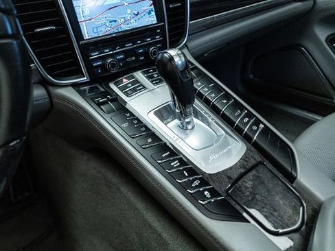 Used 2011 Porsche Panamera Turbo AWD/4WD image 27