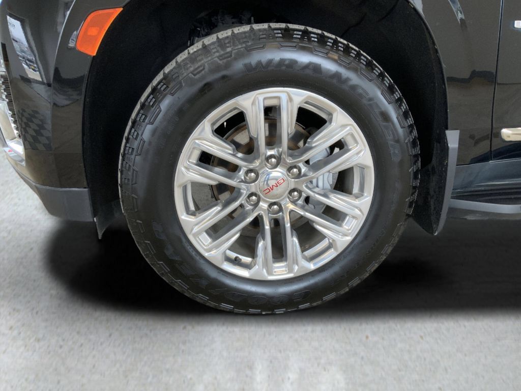 Used 2021 GMC Yukon SLT w/ SLT Luxury Plus Package AWD/4WD image 13