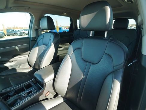 Used 2023 Kia Sorento X-Line EX image 39