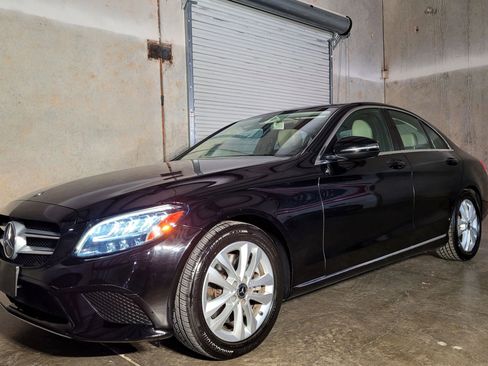 Used 2019 Mercedes-Benz C 300 Sedan image 5