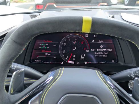 Used 2021 Chevrolet Corvette Stingray Premium Cpe w/ Z51 Performance Package RWD image 29