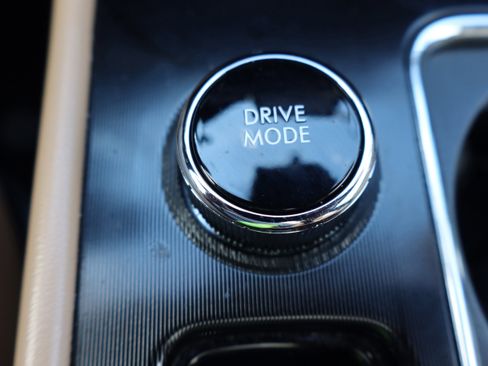 Used 2021 Lincoln Corsair Reserve w/ Equipment Group 201A image 31