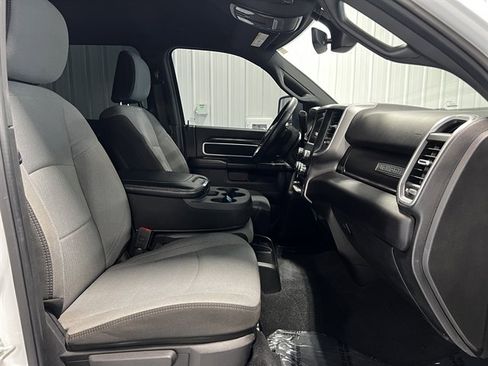 Used 2024 RAM 2500 Big Horn w/ Off Road Package image 27