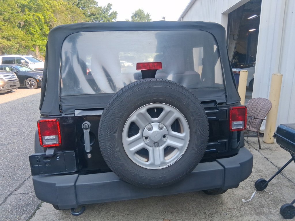 Used 2013 Jeep Wrangler Sport AWD/4WD image 11