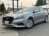 Used 2016 Hyundai Sonata SE image 2