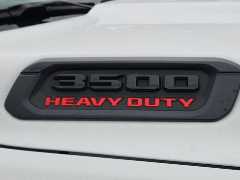 New 2026 RAM 3500 Tradesman AWD/4WD image 9