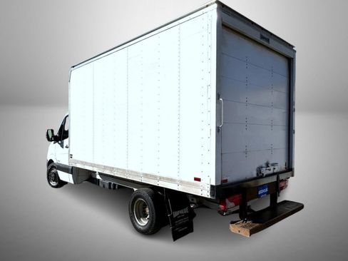 Used 2016 Mercedes-Benz Sprinter 3500 image 7