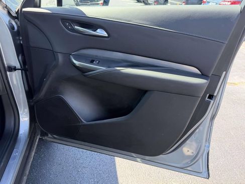 Used 2025 Cadillac XT4 Premium Luxury AWD/4WD image 10