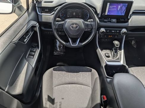 Used 2023 Toyota RAV4 XLE w/ Convenience Package AWD/4WD image 12