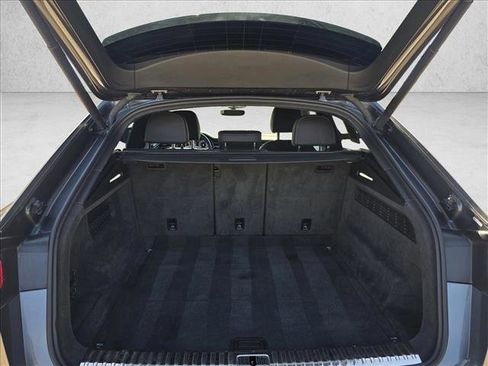 Used 2019 Audi Q8 Premium Plus w/ Premium Plus image 27