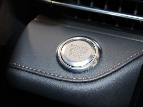 New 2026 Lincoln Nautilus Premier AWD/4WD image 41