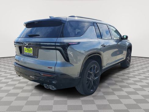 New 2026 Chevrolet Traverse RS image 3