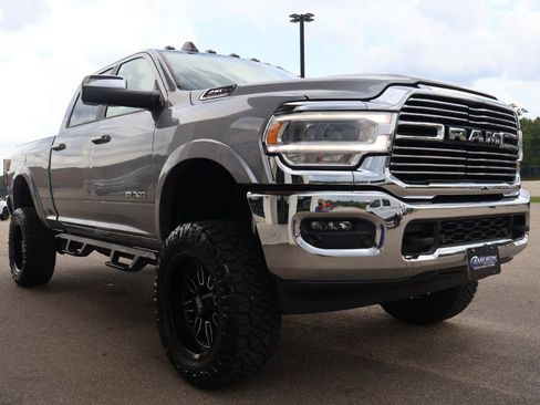 Used 2022 RAM 2500 Laramie AWD/4WD image 5