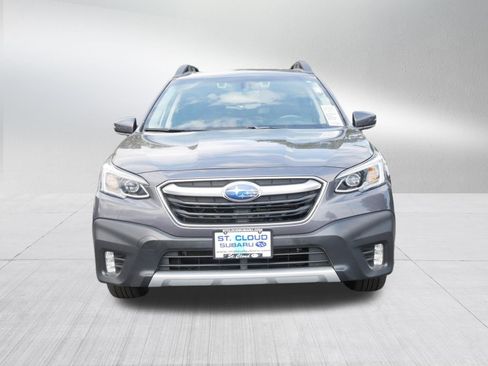 Used 2022 Subaru Outback Limited AWD/4WD image 2