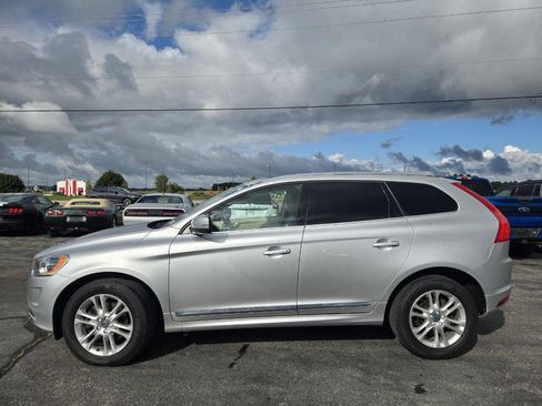 Used 2016 Volvo XC60 T5 Premier image 8