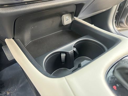 Used 2024 Honda HR-V LX image 20