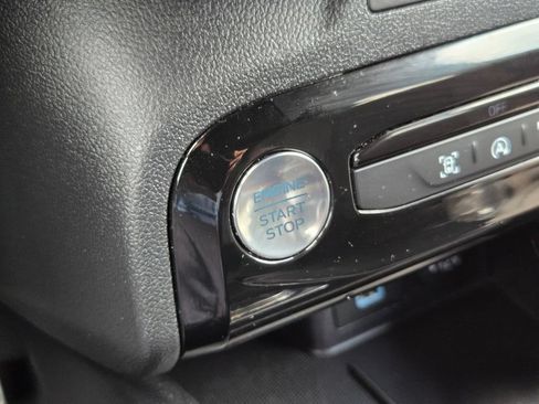 Used 2023 Ford Escape ST-Line w/ Tech Pack #1 AWD/4WD image 19