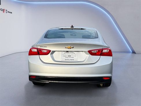 Used 2020 Chevrolet Malibu LS image 4