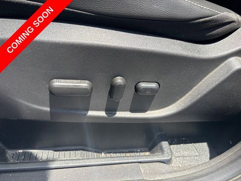 Used 2018 Ford Escape SEL FWD image 19