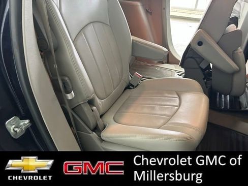 Used 2017 Buick Enclave Leather image 29
