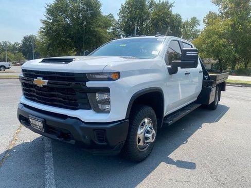 Used 2024 Chevrolet Silverado 3500 W/T w/ WT Convenience Package AWD/4WD image 3